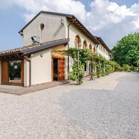 Gorgeous In -pd- With Kitchen