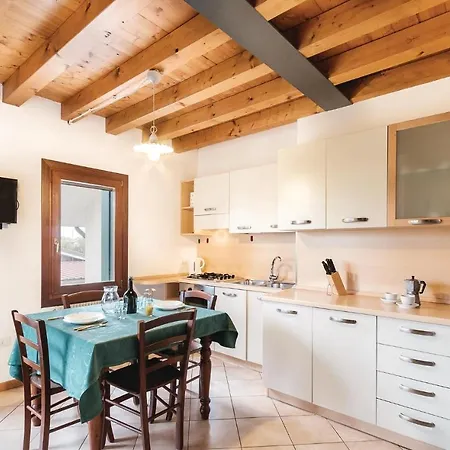 Gorgeous In -pd- With Kitchen * Sacile